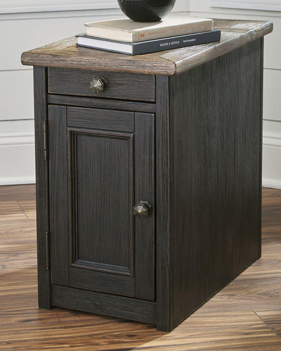 Tyler Creek End Table Set - National Warehouse Furniture (Buffalo, NY)