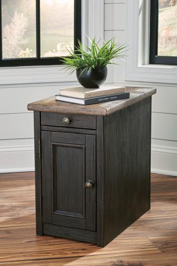Tyler Creek End Table Set - National Warehouse Furniture (Buffalo, NY)
