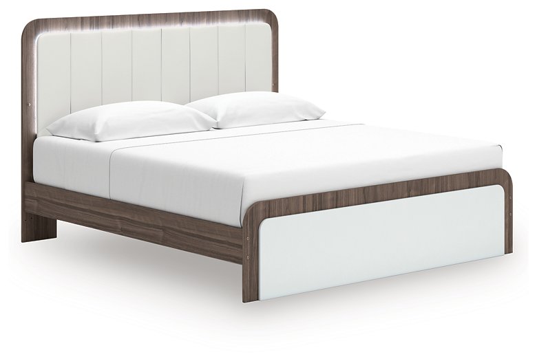 Kendanport Upholstered Bed
