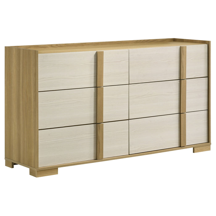 Hyland 4 & 5 Piece Bedroom Set E.King & Queen - National Warehouse Furniture (Buffalo, NY)