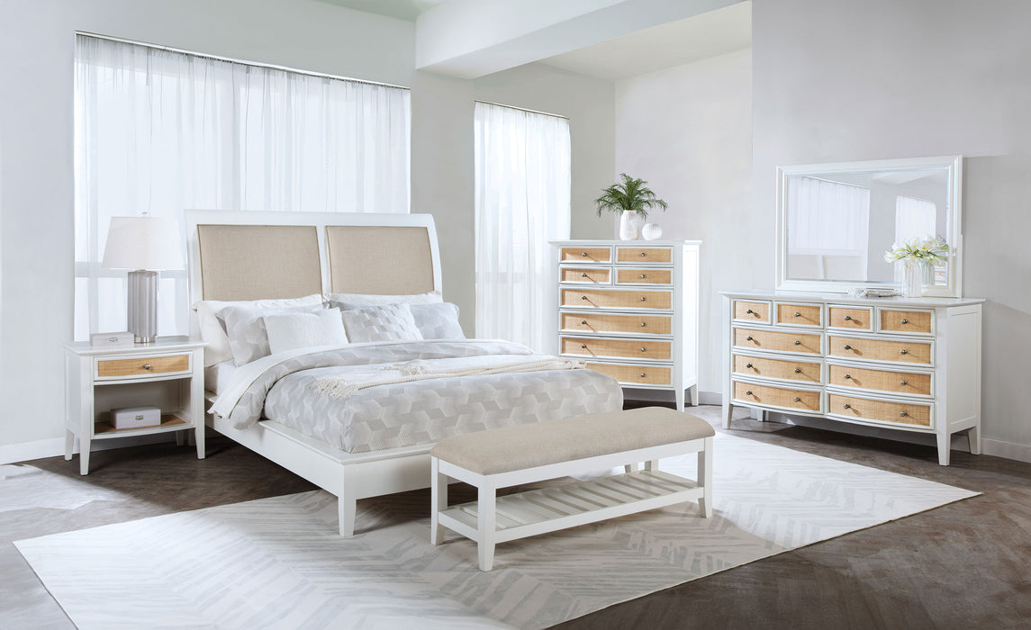 Bexhill California King, E.King, Queen Bed - National Warehouse Furniture (Buffalo, NY)