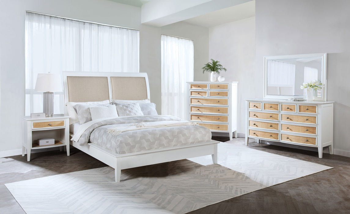 Bexhill California King, E.King, Queen Bed - National Warehouse Furniture (Buffalo, NY)