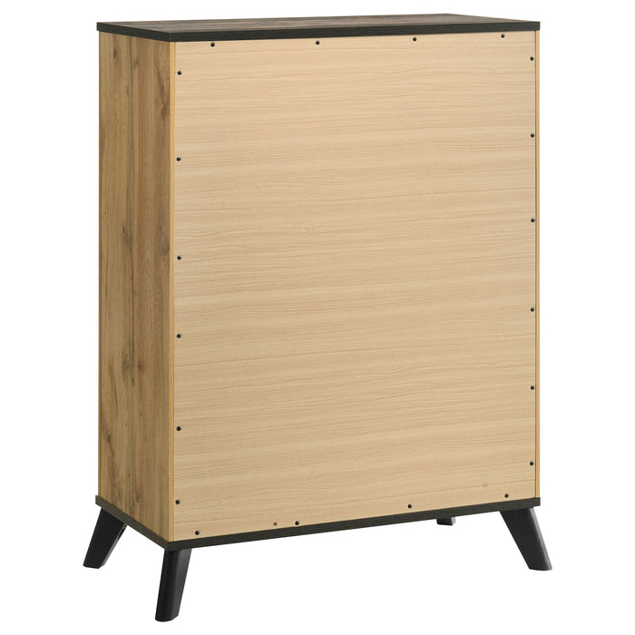 Kaywood Bedroom Sets
