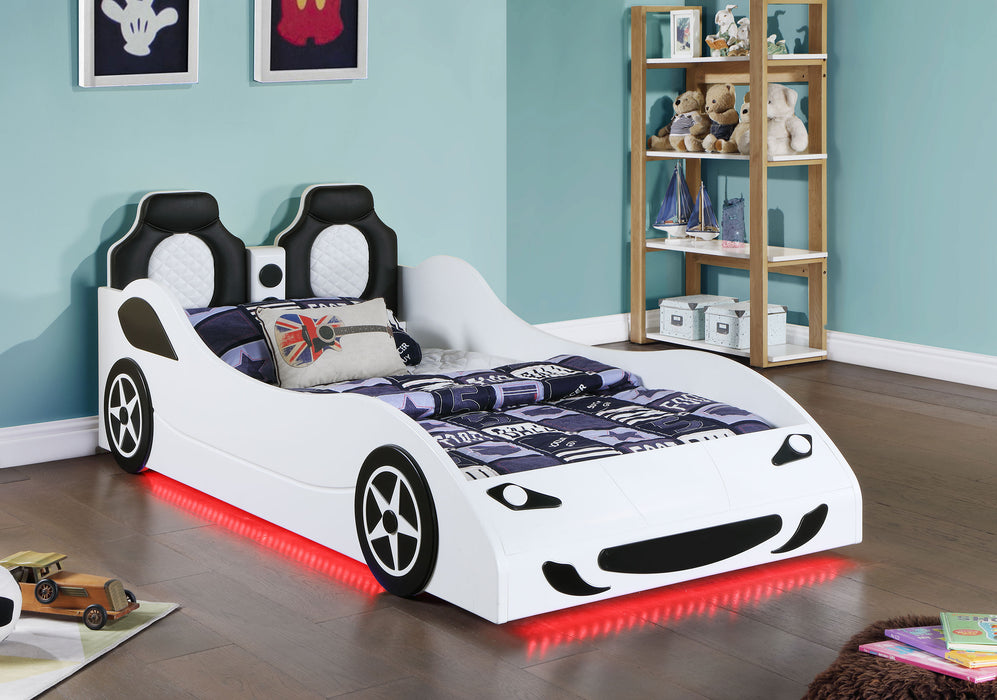 Cruiser Beds - National Warehouse Furniture (Buffalo, NY)