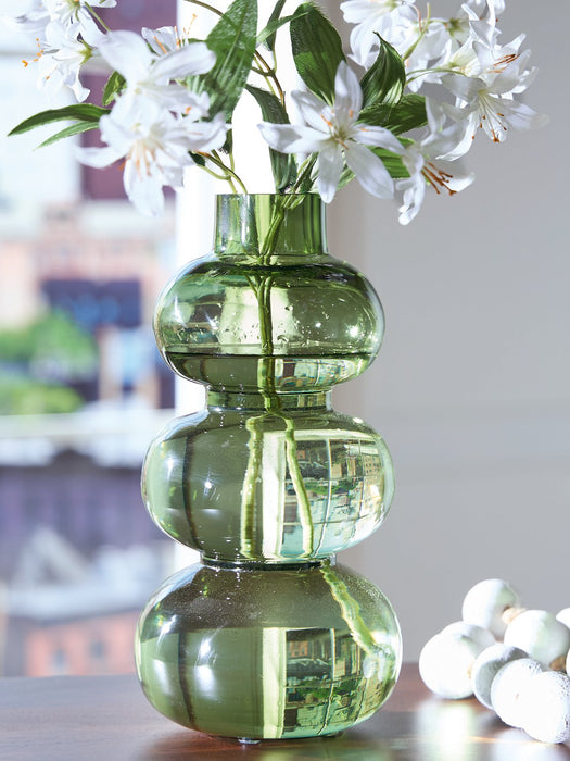 Renethorne Vase - National Warehouse Furniture (Buffalo, NY)