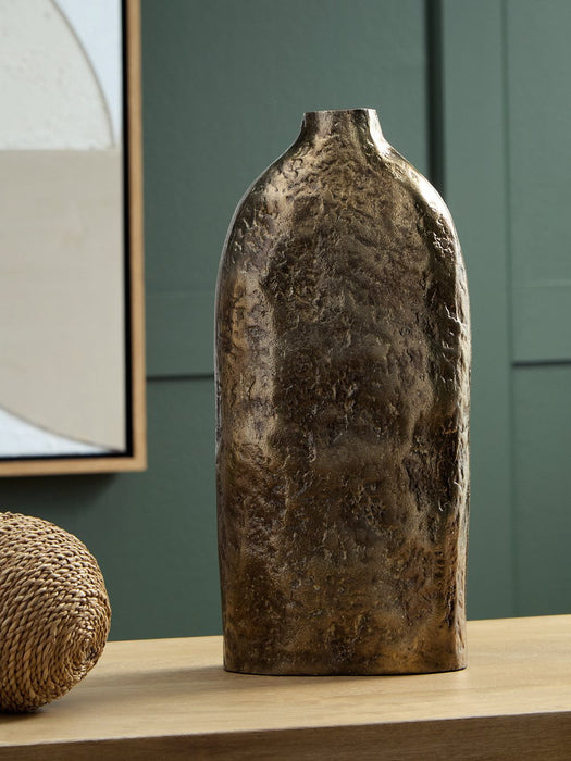 Wallmond Vase - National Warehouse Furniture (Buffalo, NY)