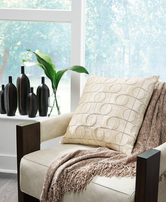 Kydner Pillow (Set of 4) - National Warehouse Furniture (Buffalo, NY)