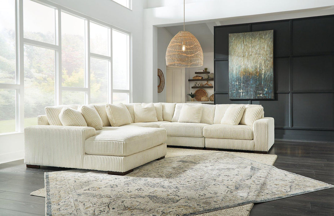 Lindyn Sectional with Chaise - National Warehouse Furniture (Buffalo, NY)
