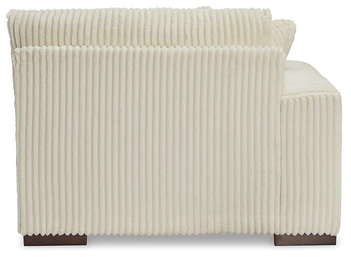 Lindyn Sectional Sofa - National Warehouse Furniture (Buffalo, NY)