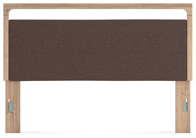 Kinlanni Upholstered Bed - National Warehouse Furniture (Buffalo, NY)