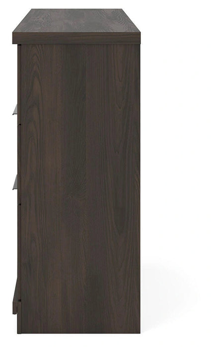 Shaehartin Dresser